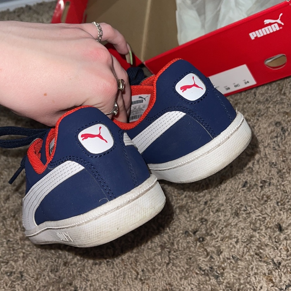 Pumas - Picture 3 of 6